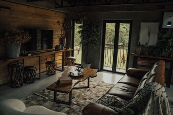 Celeiro Lake Village,,3 star
