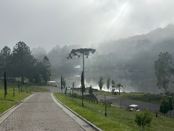 celeiro lake village