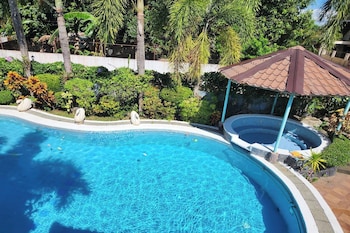 Villa Celine Laguna,,3 star