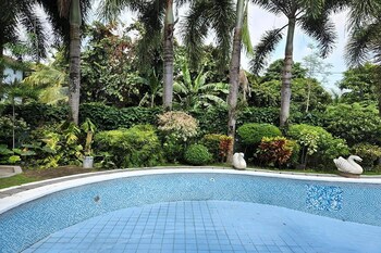 villa celine laguna