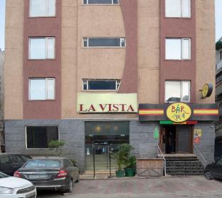 Hotel La Vista,Karol Bagh>>Central Delhi,3 star