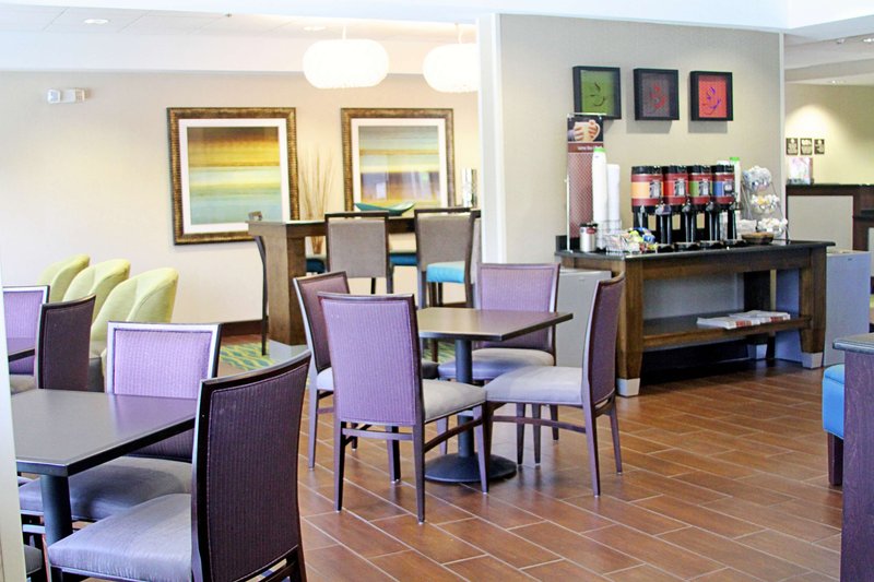 hampton inn tampa rocky point airport