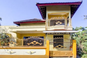 Oyo Life 92846 Kost Putra Griya Eka,,2 star