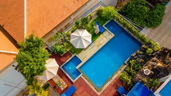 siem reap river view residence
