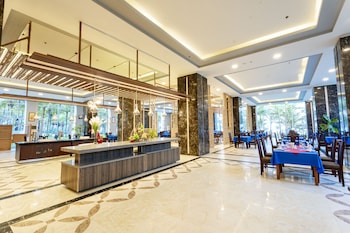 tuana hotels cam ranh resort