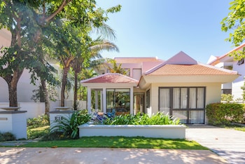 ocean villas 2 bedroom in danang