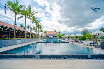 Ocean Villas 2 Bedroom In Danang,,5 star
