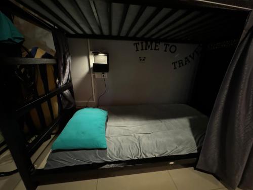 hostel by zoo family