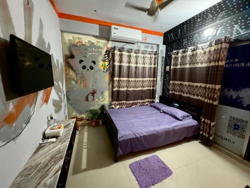 hostel by zoo family