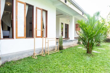 variegata private villa ubud by supala