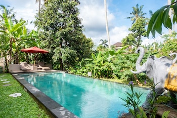 variegata private villa ubud by supala