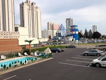 rainbow motor inn by the falls