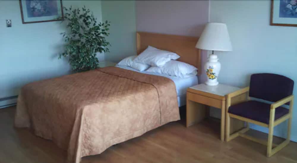 rainbow motor inn by the falls