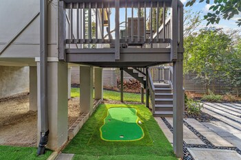 charlotte retreat luxury 4br heaven
