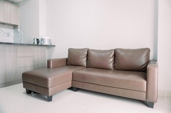 comfortable and homey 2br at transpark bintaro apartment