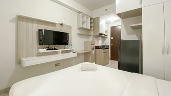 Great Deal And Simply Studio At Transpark Cibubur Apartment,,2 star