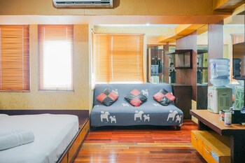 simple and minimalist studio apartment at great western resort