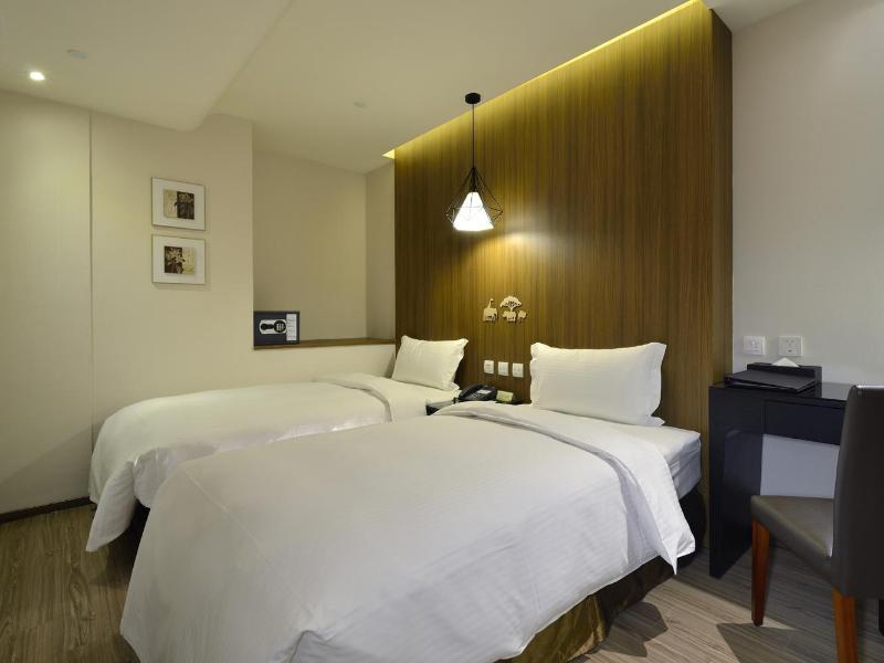 stay hotel taichung yizhong