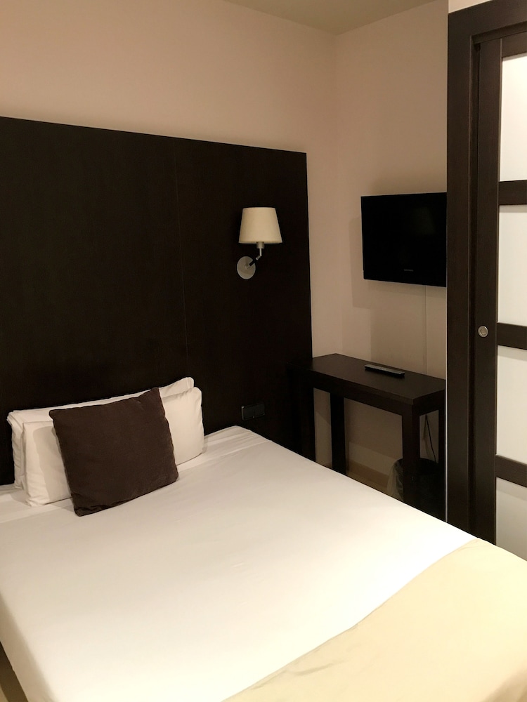 hotel ramblas internacional