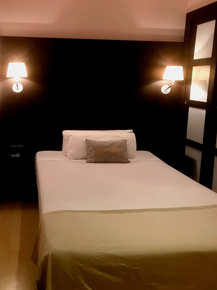 hotel ramblas internacional