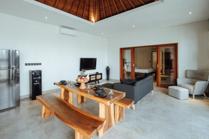villa clove cemagi