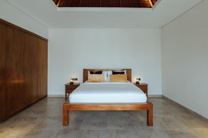 villa clove cemagi