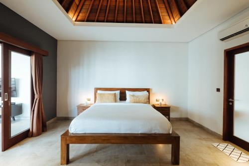 villa clove cemagi