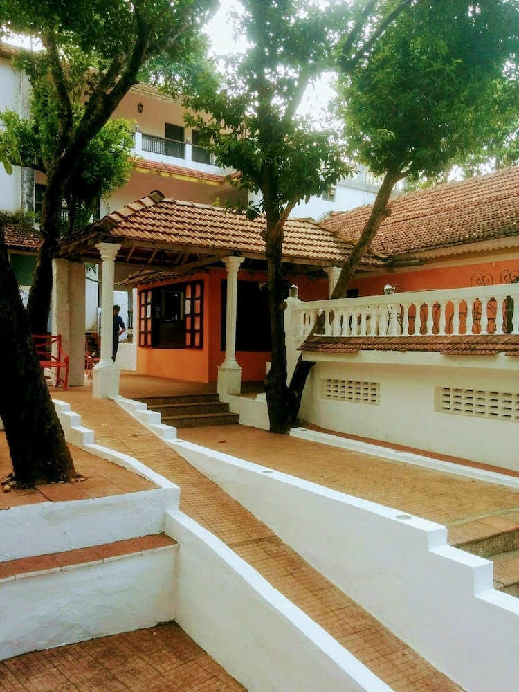 hotel belle vista vaddo