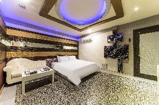 hotel millennium