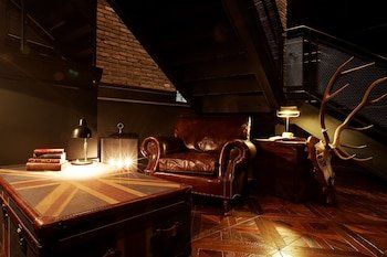 lee design hotel