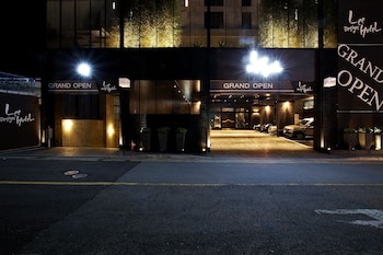 lee design hotel
