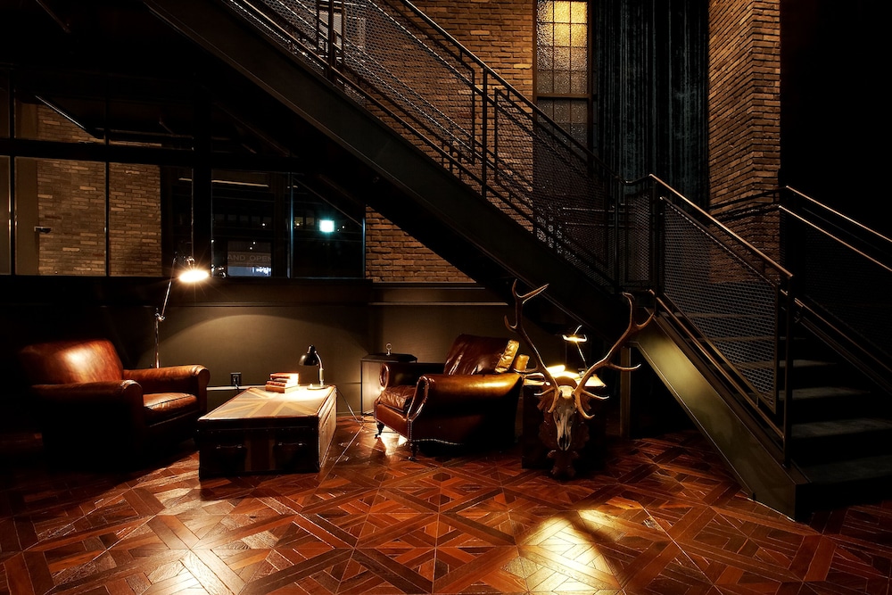 lee design hotel