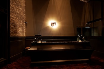 lee design hotel