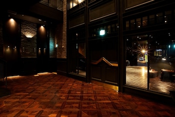 lee design hotel