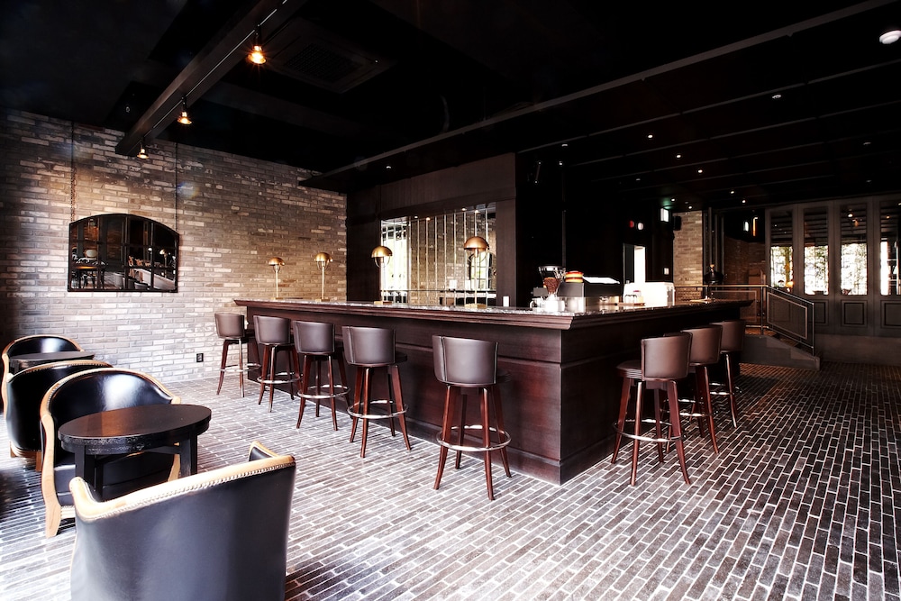 lee design hotel