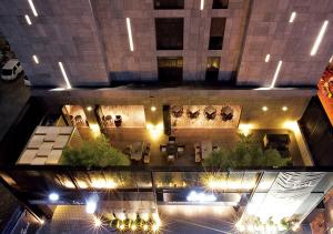 lee design hotel