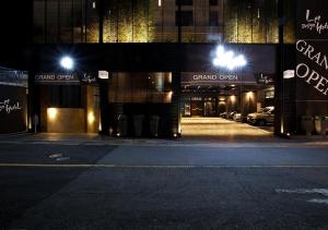 lee design hotel