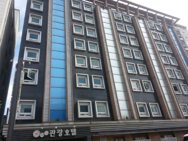 world tourist hotel