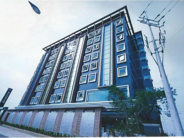 world tourist hotel