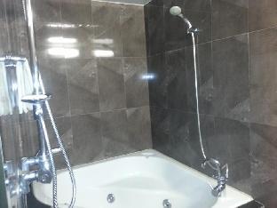 world tourist hotel