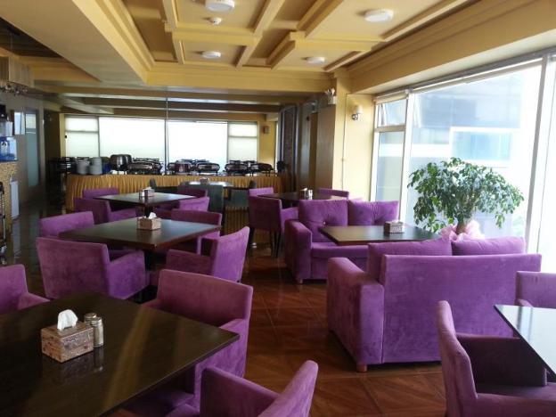 world tourist hotel