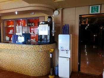 world tourist hotel