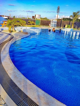 Lux Suites Tatu City Vacation House,,3 star