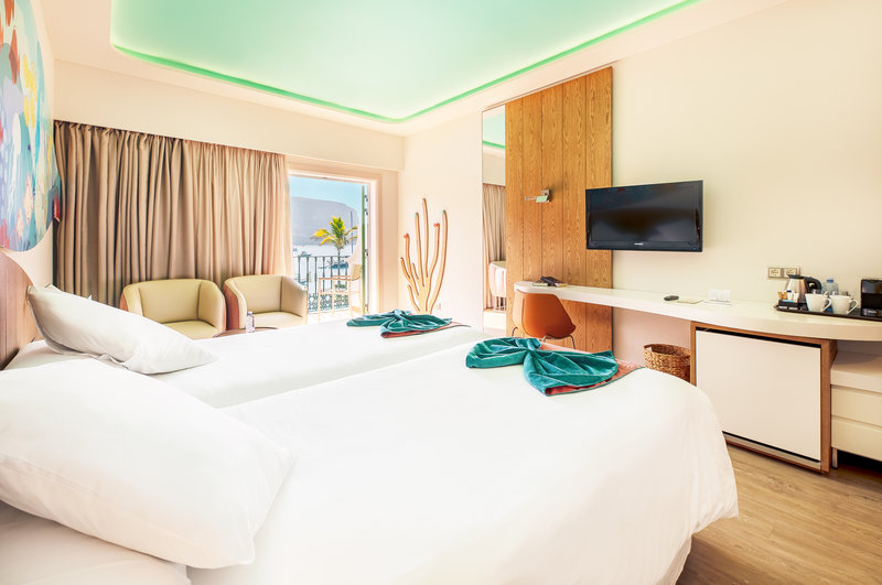 hotel livvo puerto de mogan