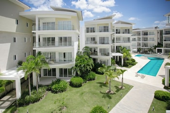 destination jelly playa coral condo