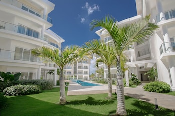 destination jelly playa coral condo