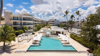 destination jelly playa coral condo