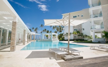 destination jelly playa coral condo