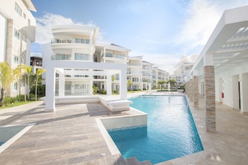 destination jelly playa coral condo
