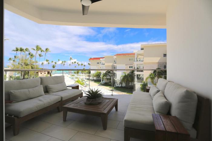 destination jelly playa coral condo